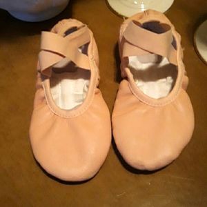 Leather ballet slippers